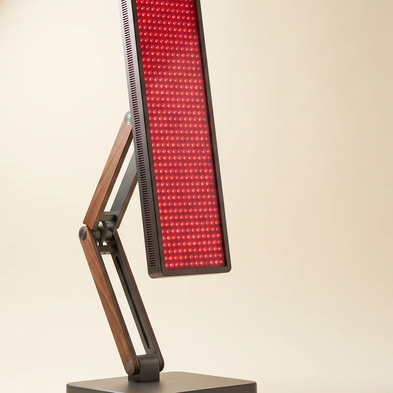 Planned articulated red-light panel